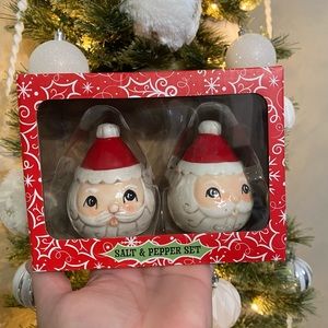 NWT Santa Ceramic Salt & Pepper Shakers Johanna Parker